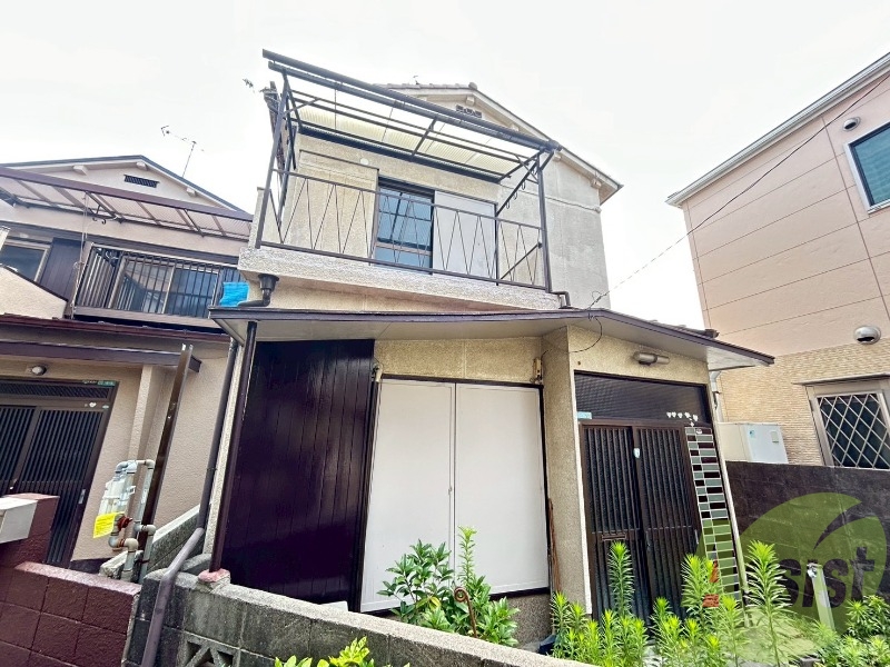 明石市西明石町戸建の外観