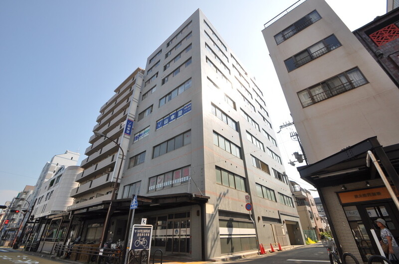 三國ビルの外観