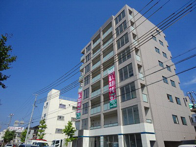 マウントック・フェイムの外観