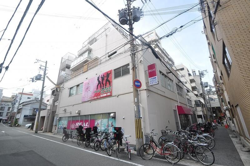 ドムール板宿の外観