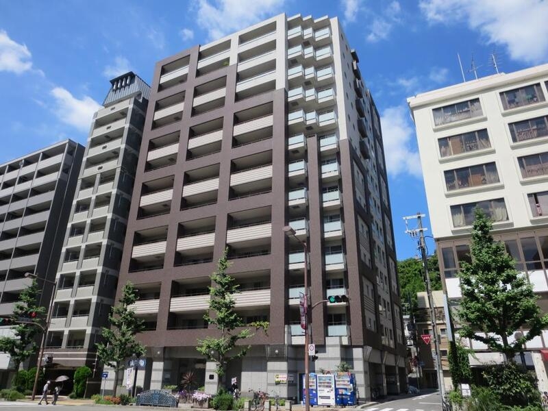 プレジール三ノ宮の外観