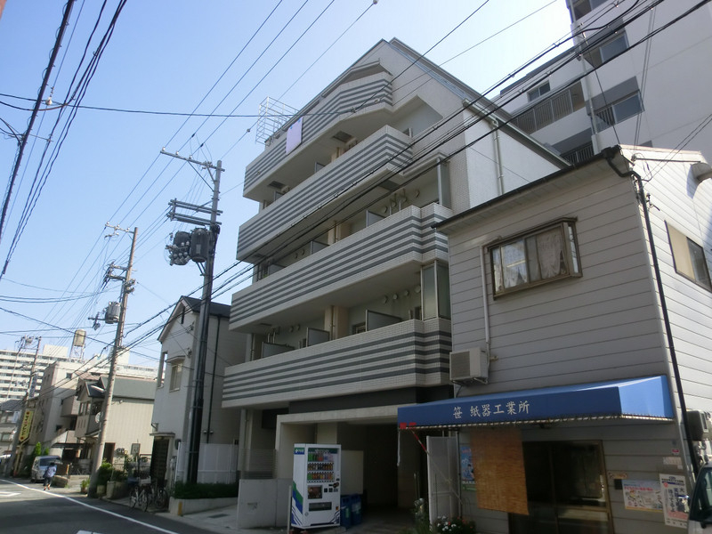 will Do三宮イーストの外観