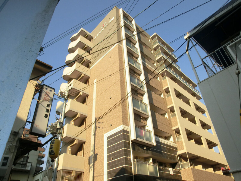 エスティライフ三宮東の外観
