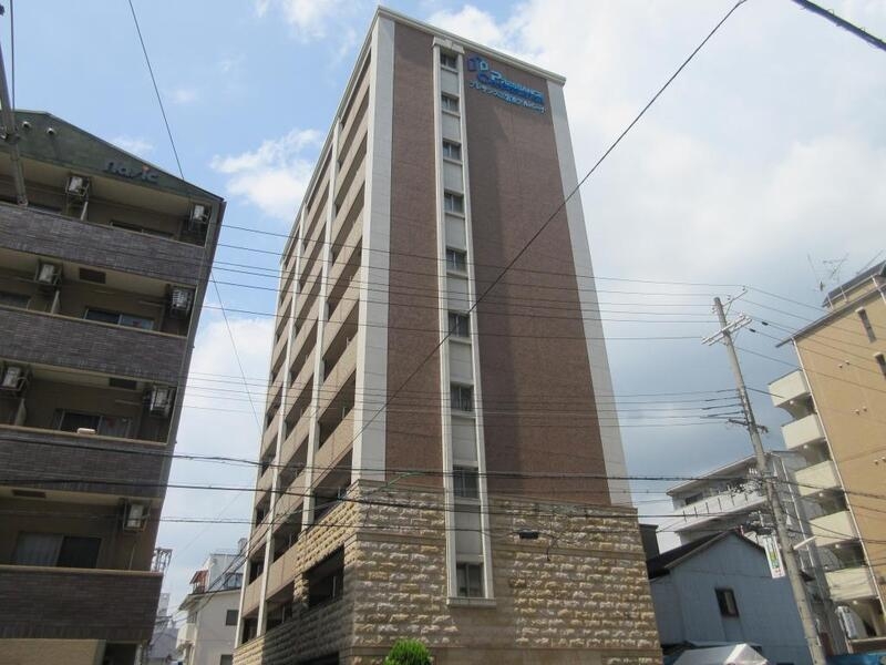 プレサンス三宮東アルバーナの外観