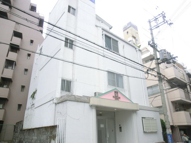 サンビルダー新神戸Ⅱの外観