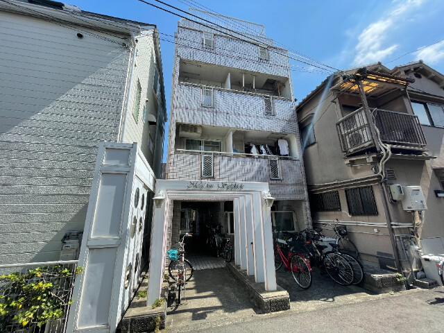 メゾンシルフィード