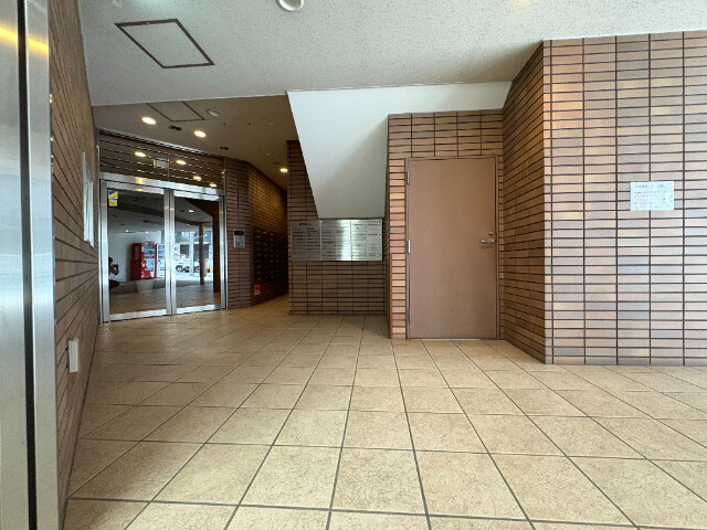 エントランス エントランス