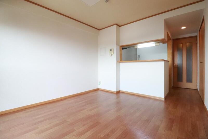 包みこむ木のやさしさと光溢れるあたたかな広々空間 包みこむ木のやさしさと光溢れるあたたかな広々空間