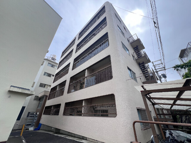 グリーンマンションの外観
