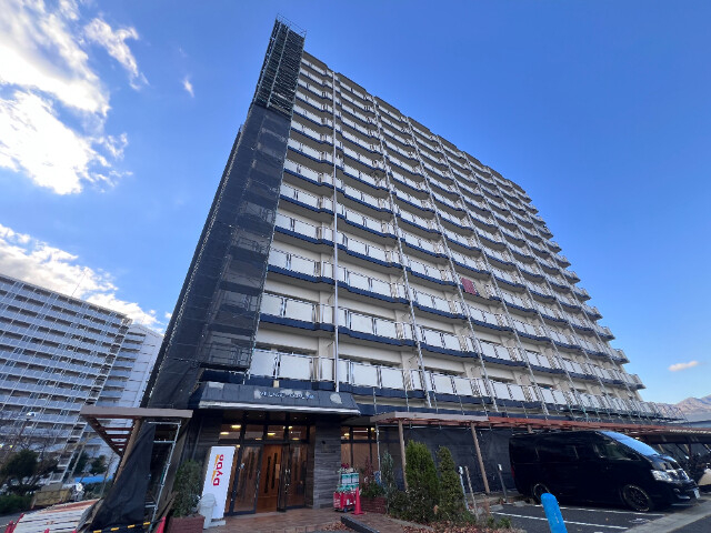 ビレッジハウス港島タワーの外観