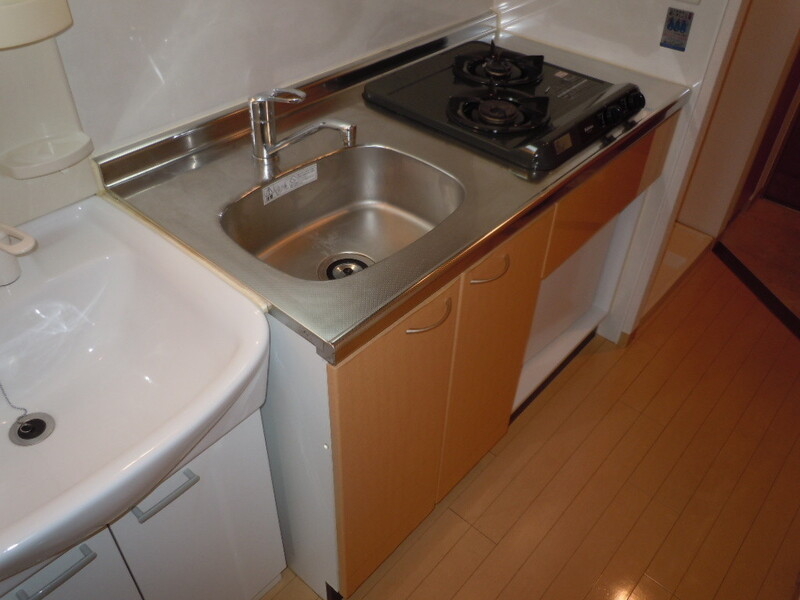 ガスコンロ2口で料理もはかどります。 ガスコンロ2口で料理もはかどります。