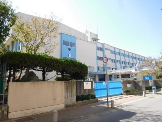 神戸市立明親小学校 145m 神戸市立明親小学校 145m