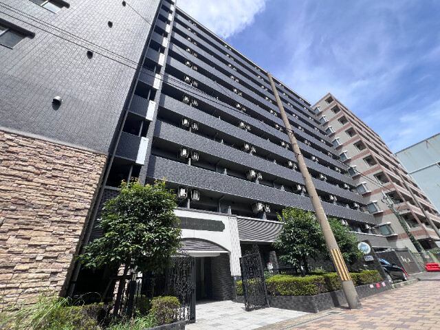 グレンパーク兵庫駅前の外観