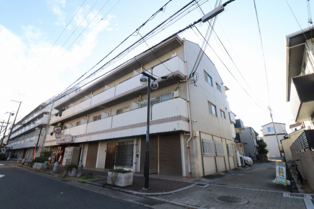 苅藻通3丁目貸マンションの外観