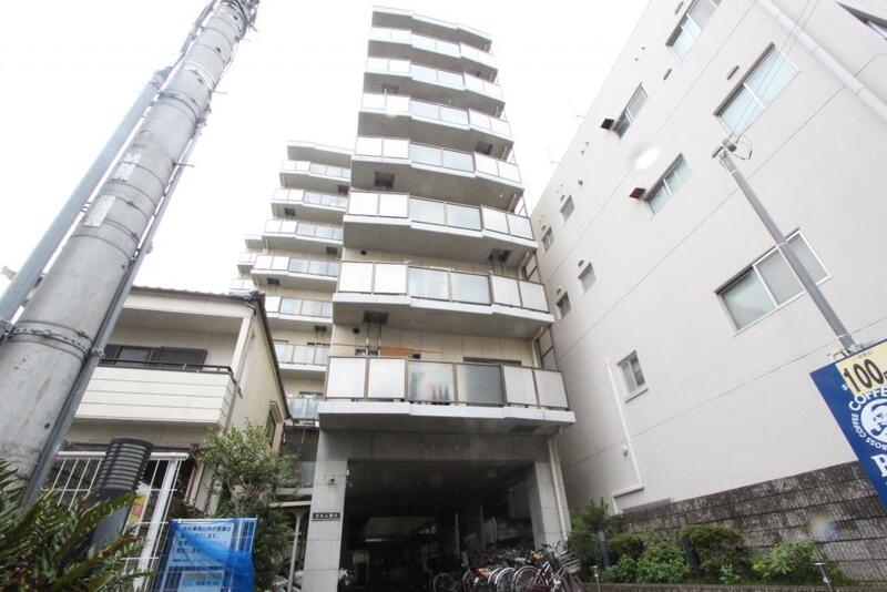 カルム湊川の外観