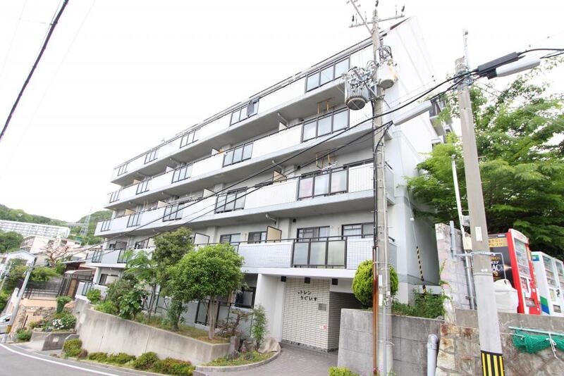シャトレンうぐいすの外観