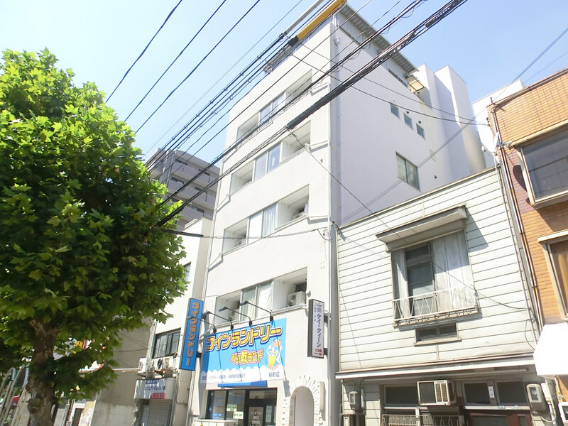 富士ビルの外観