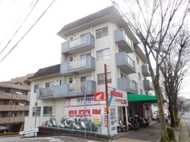 上田マンション池ノ谷の外観