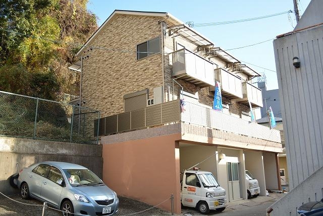 リノハイツ鈴蘭台駅前Ａ棟の外観