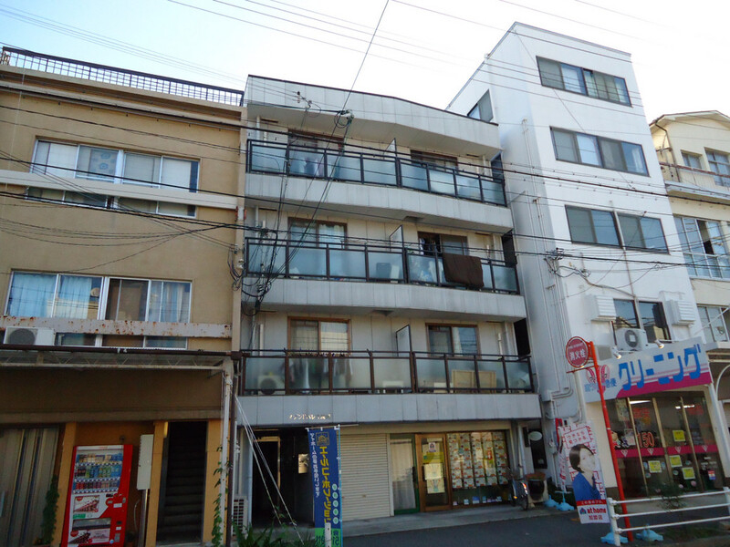 メゾンドパレス荒田の外観