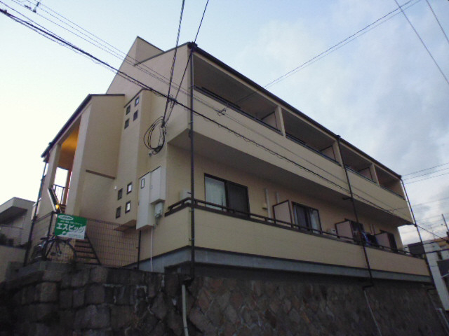 エッセンティア大倉山