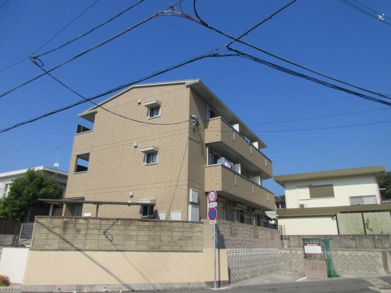 グローリア若葉台の外観