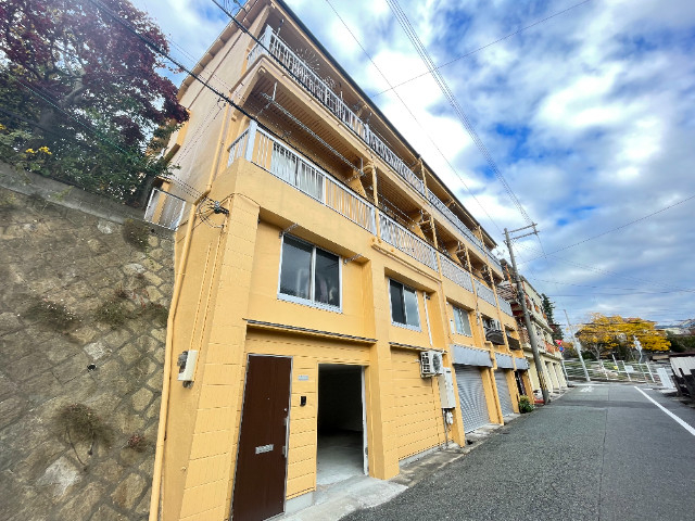 セビーヌ鈴蘭台の外観 セビーヌ鈴蘭台の外観