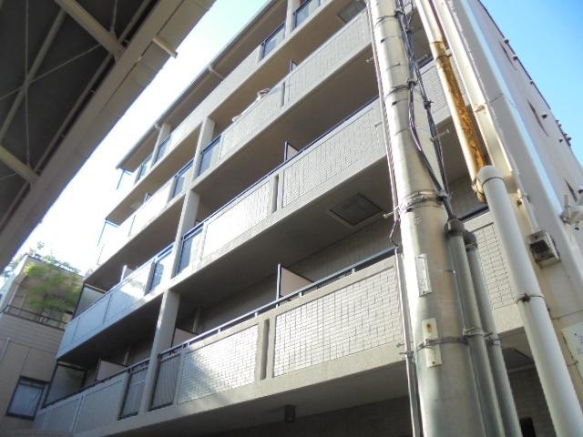 ソレアード岡本南の外観