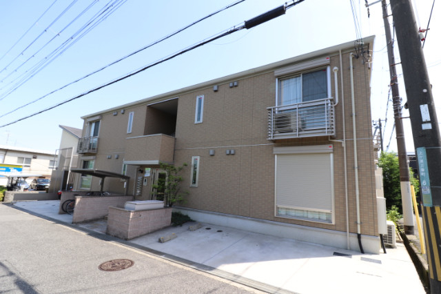 Brama甲東の外観