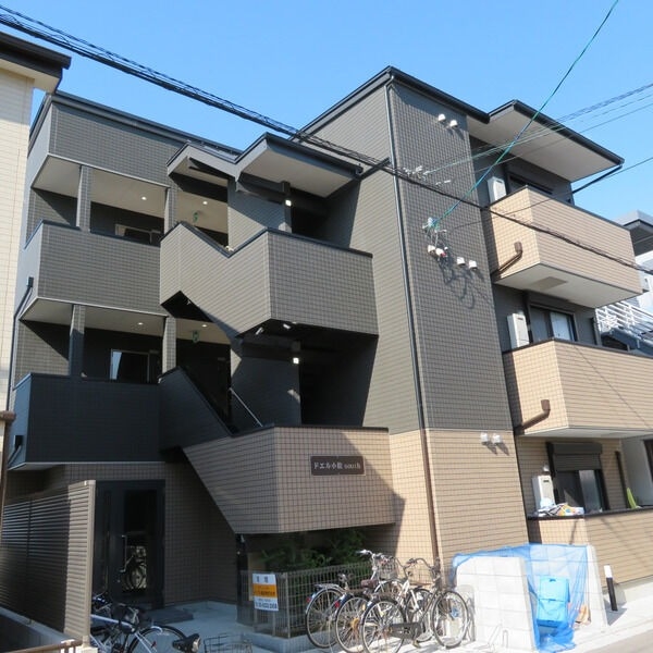 ドエル小松SOUTHの外観