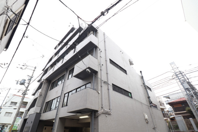 メインステージ打出の外観