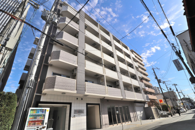 オズレジデンス尼崎の外観