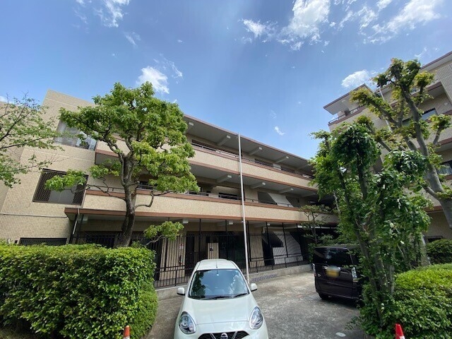 ヒルサイドテラス甲陽園の外観