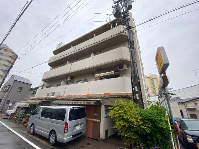 エフアール板宿の外観