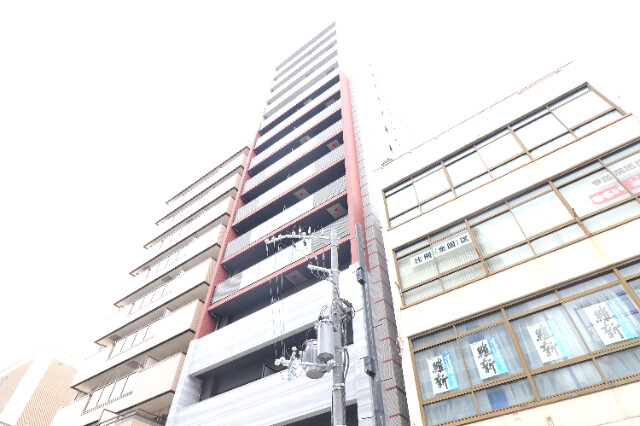 プレサンス昭和通ESRISEの外観