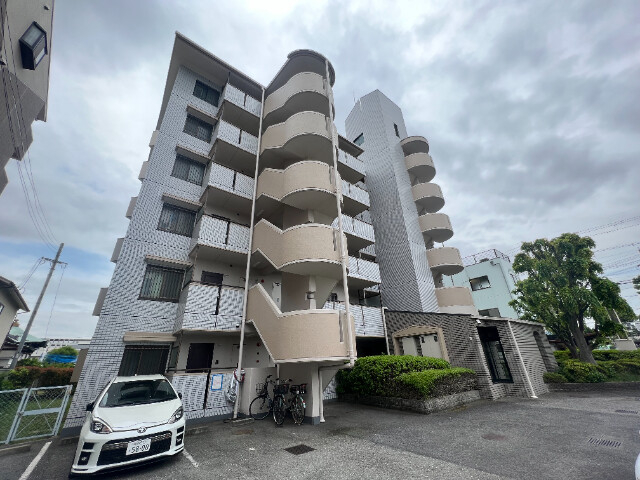 FONTAINE東園田の外観