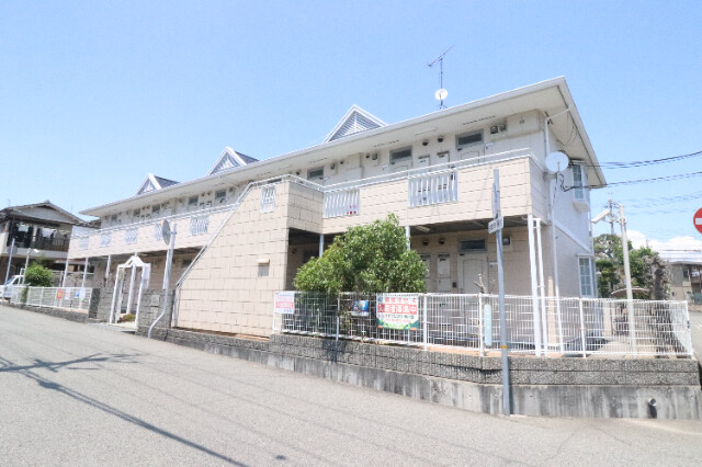 サンカレッジの外観