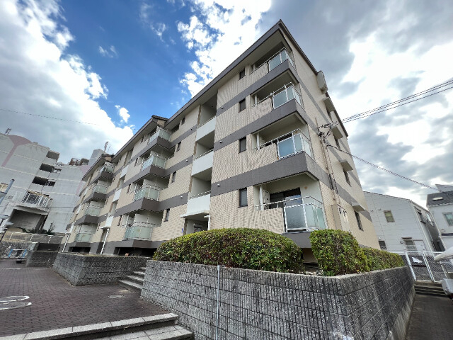 グリーンハイツ大津和の外観