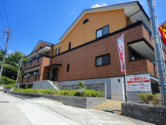 シェーンタール須磨の外観