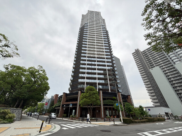 アーバンライフ神戸三宮ザ・タワーの外観