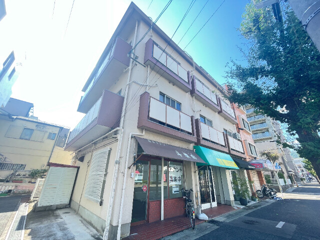 RHYTHM魚崎の外観