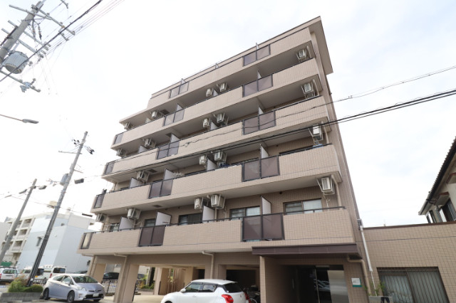 プライムコート武庫之荘の外観