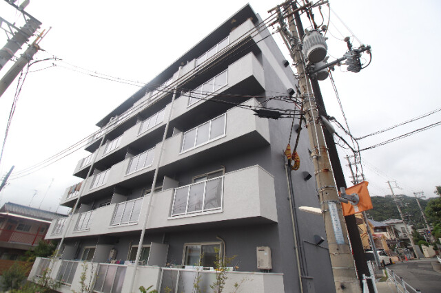 ユーコート岡本の外観