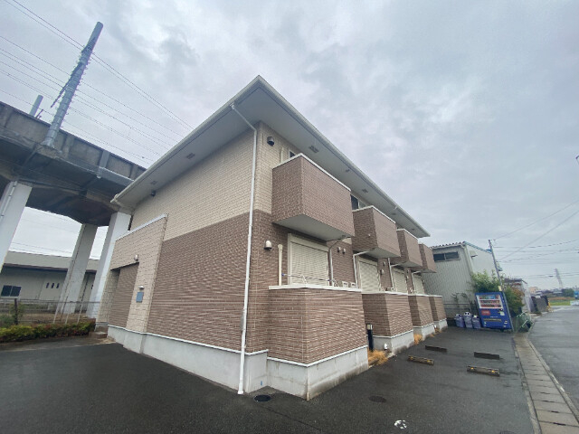 ユニベール神戸の外観