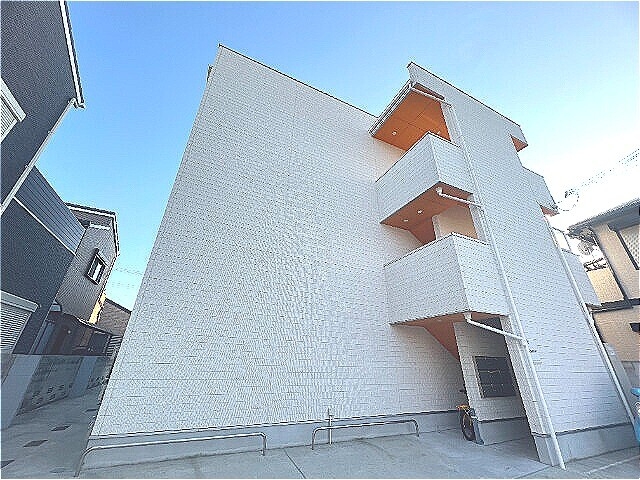 SOLEIL 坂上の外観