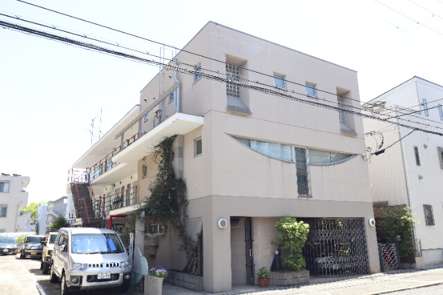 アートンヒュースの外観