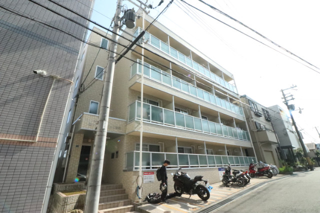 シャトラン弓木五番館の外観
