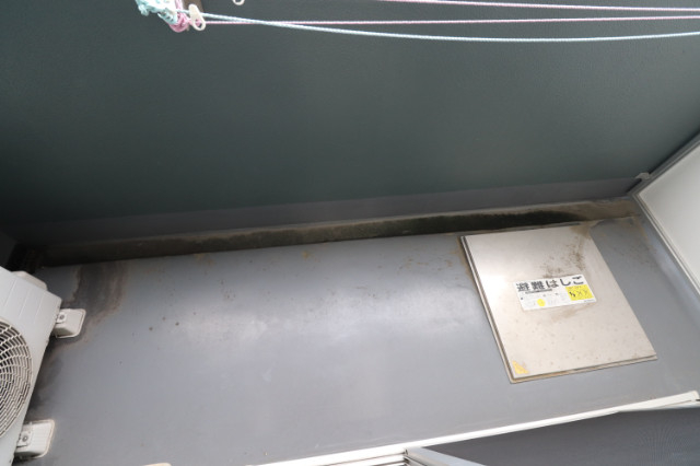 バルコニー バルコニー