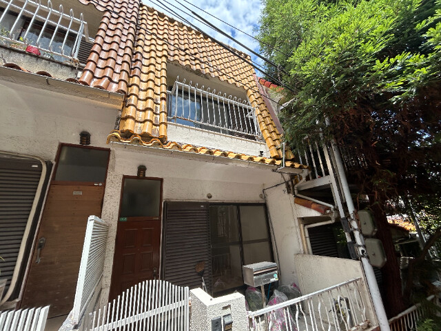 西宮市大社町テラスハウスの外観