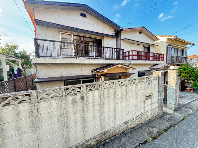 鈴蘭台東町2丁目戸建の外観